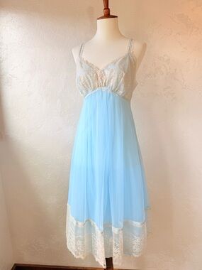 Vintage Van Raalte Chiffon and Lace Slip Dress Nightgown 1960’s